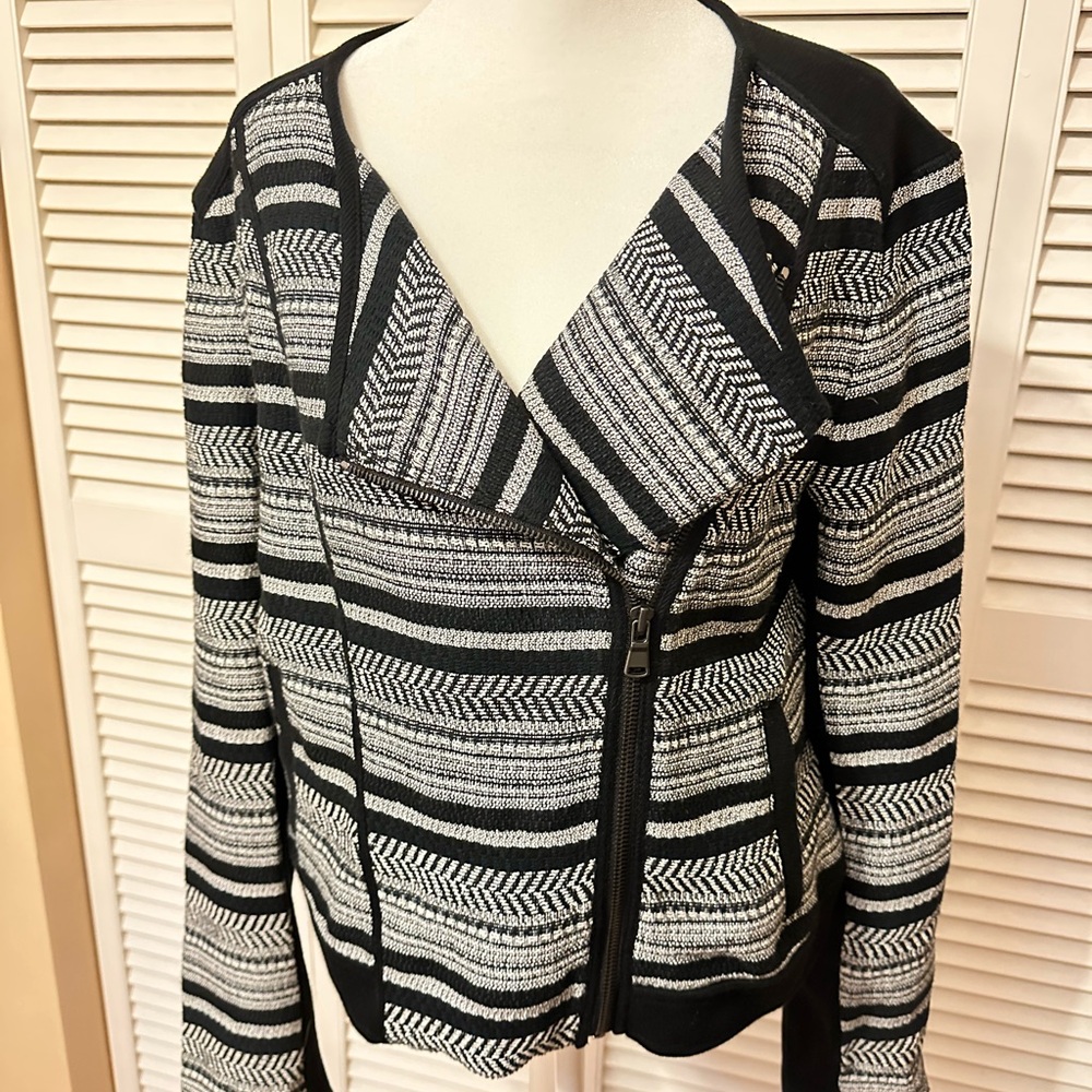 Lou & Grey Black and Gray Striped Blazer